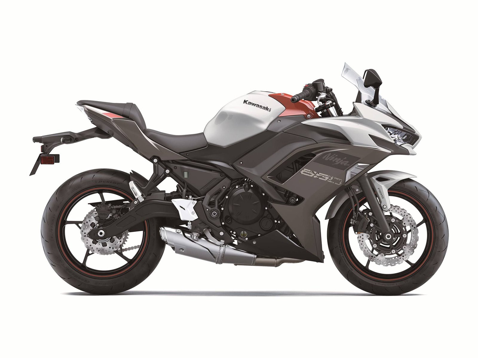 La couleur blanche est considérée comme premium et sonne à un prix de 8 199 $.